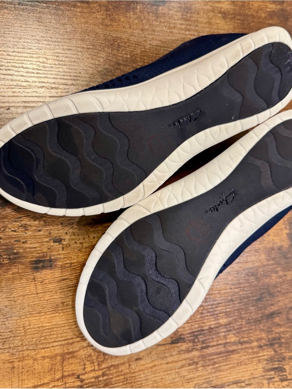 Clark’s Women’s Navy Knit Slip-On Walking Shoes - Picture 3 of 8
